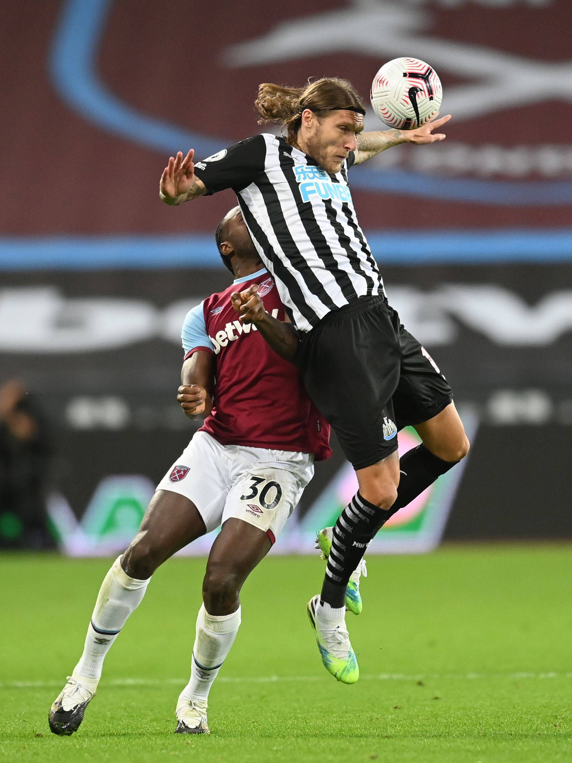 在世界足球 在世界足球