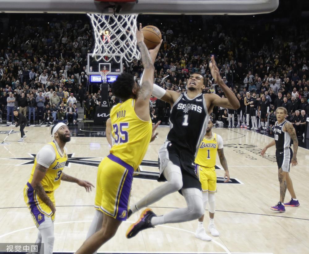 比赛一开始 比赛一开始